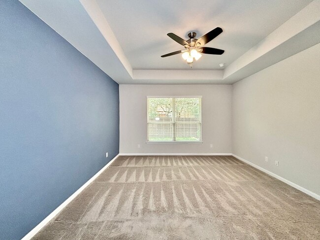 Building Photo - 4 Bedroom Home with Pool in Kinder Ranch!