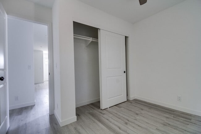 Building Photo - 4756 Madison Ave