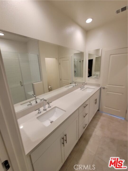 Building Photo - 702 Dusky Creek