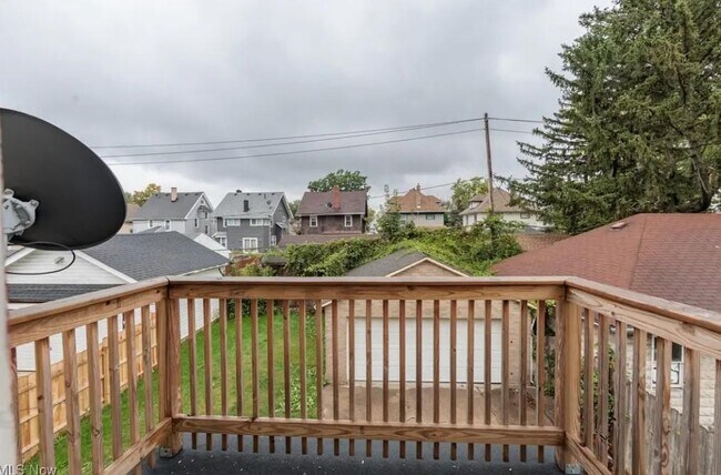 Building Photo - 3318 W 94th St