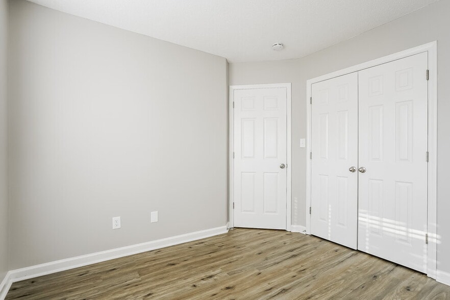 Building Photo - 203 Zircon Ln