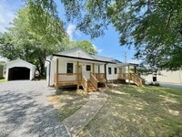 Building Photo - Your search ends here! Rent today!!
