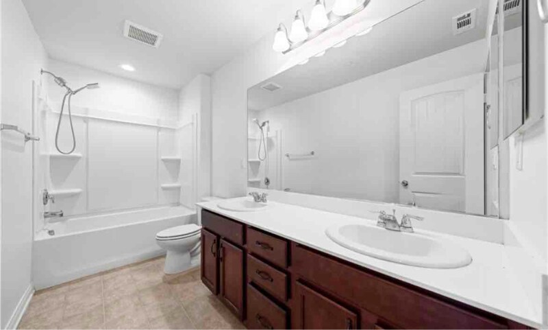 Building Photo - 4790 Preston St