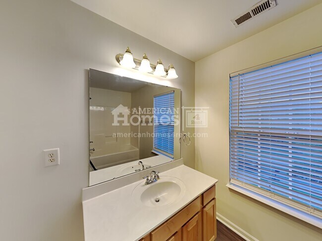 Building Photo - 14617 Karen Graham Court