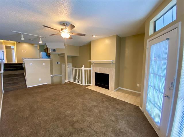 Building Photo - 9823 Summerwood Cir