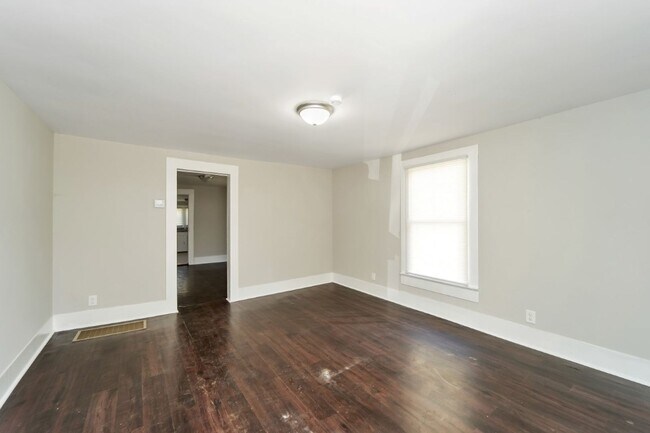 Building Photo - Hot Listing in Bessemer! 3 Beds, 2 Baths &...