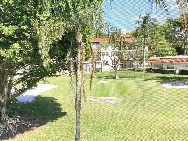 Building Photo - 8962 S Hollybrook Blvd