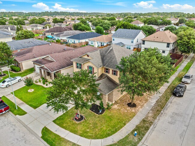 Building Photo - 15623 Harris Canyon Ln