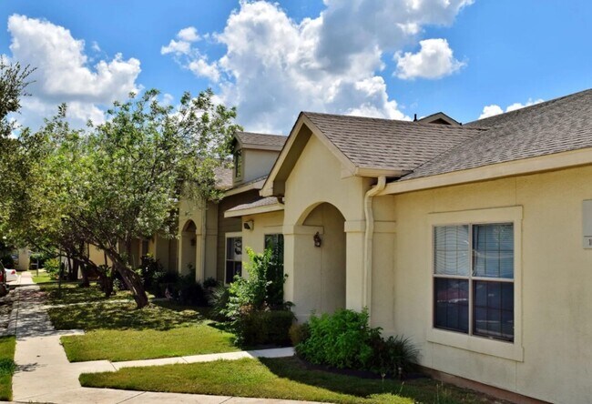 Building Photo - Westview Ranch