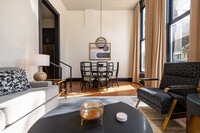 Building Photo - 1011 Canal St