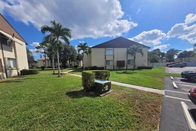 Building Photo - 3626 La Mar Ct