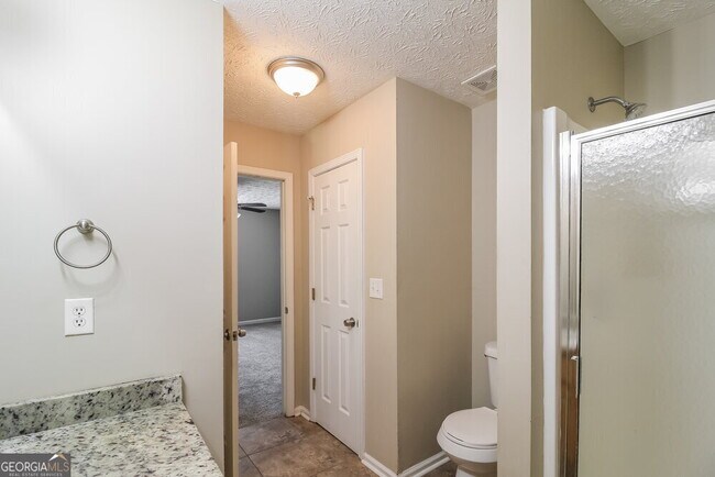 Building Photo - 60 Hunters Ridge Ct