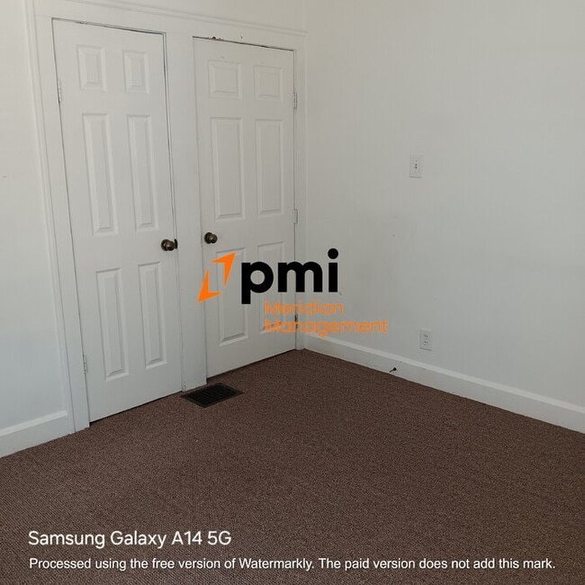 Building Photo - 5041 W 13th St