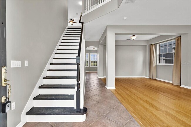 Building Photo - 643 Willett Dr