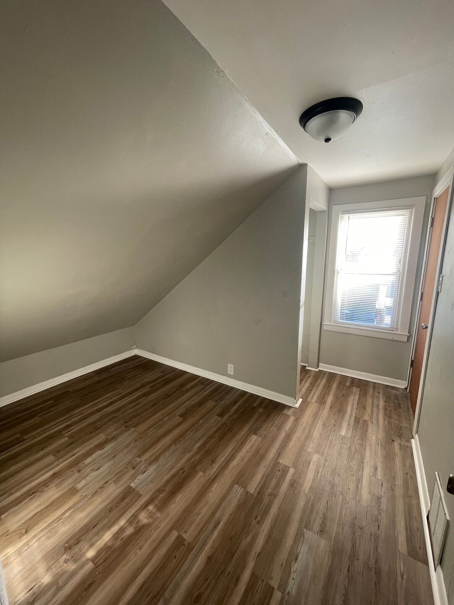 Building Photo - 2608 N 40th St