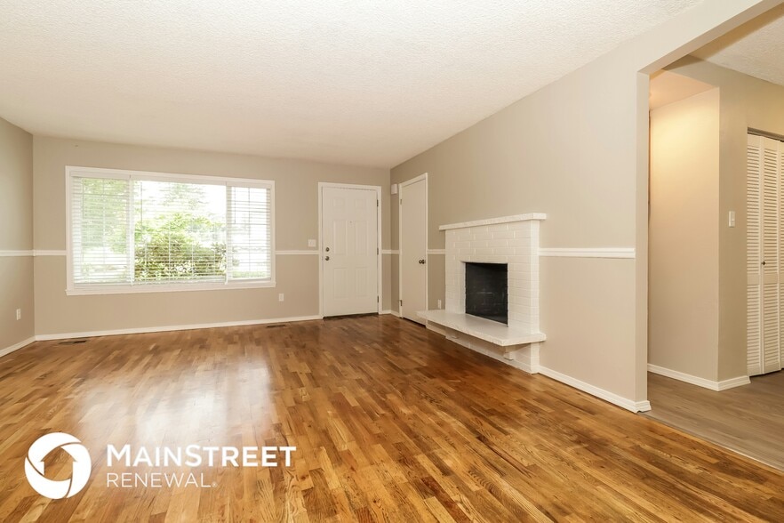 Building Photo - 4202 79th Ave W