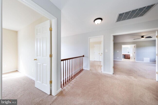 Building Photo - 9402 Pep Rally Ln