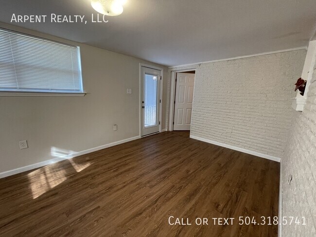 Building Photo - 1013 Cougar Dr