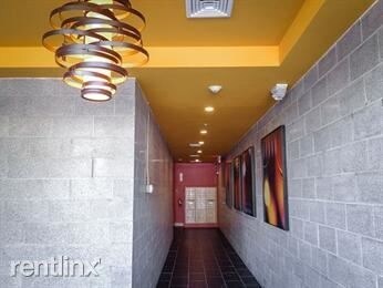 Building Photo - 1 br, 1 bath  - 68 Beale St