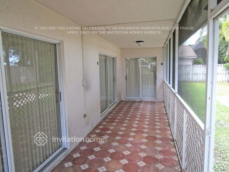 Building Photo - 7620 NW 47th Ave
