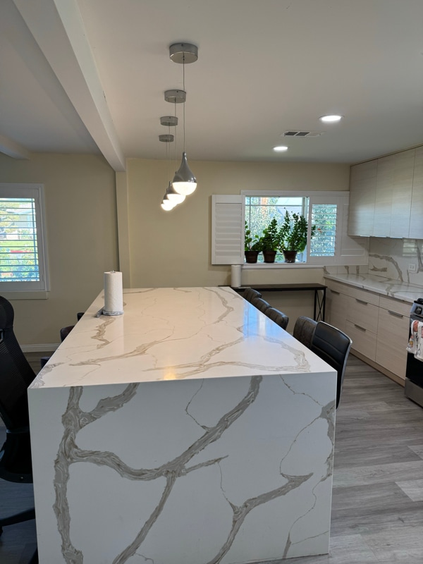 Building Photo - 7151 N Muscatel Ave