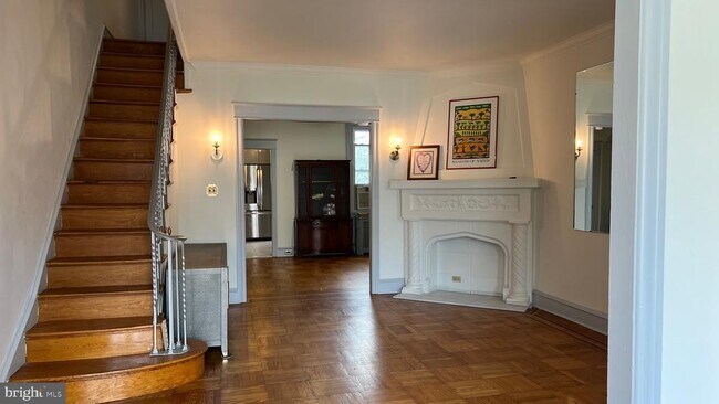 Building Photo - 228 Copley Rd