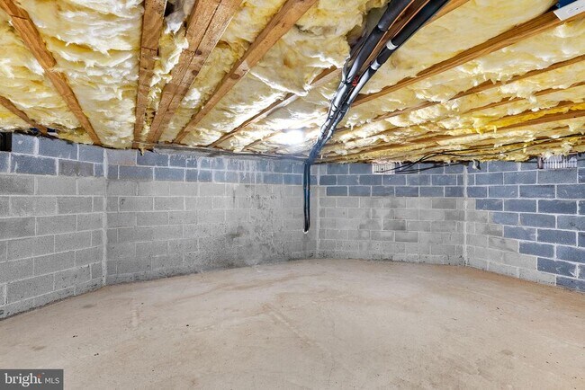 Building Photo - 19451 Youngs Cliff Rd