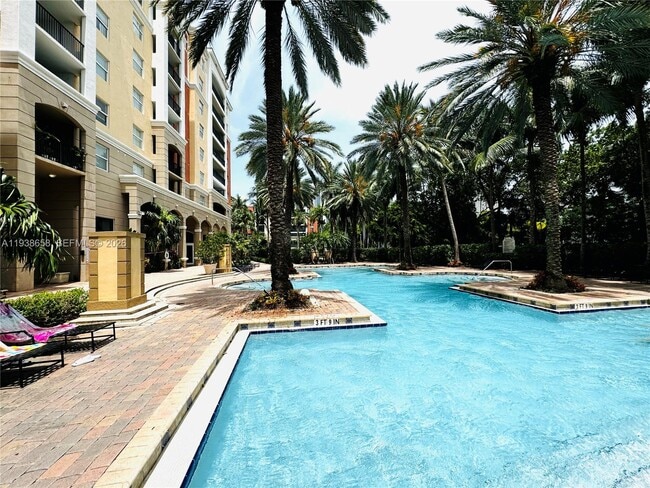 Building Photo - 17150 N Bay Rd