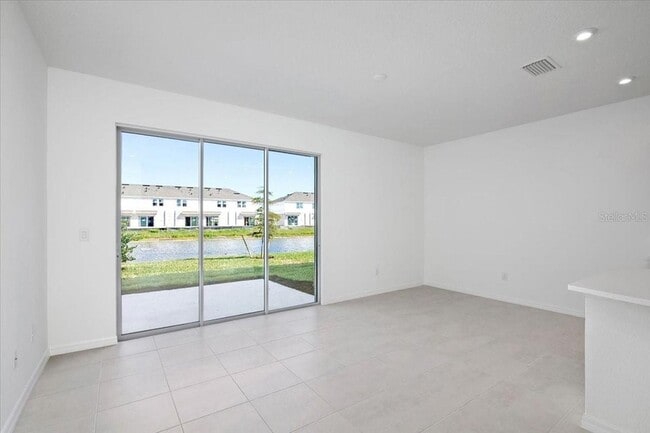 Building Photo - 5756 Haven Ter