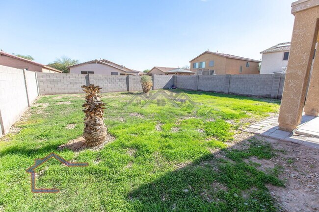 Building Photo - 6427 S 71st Dr