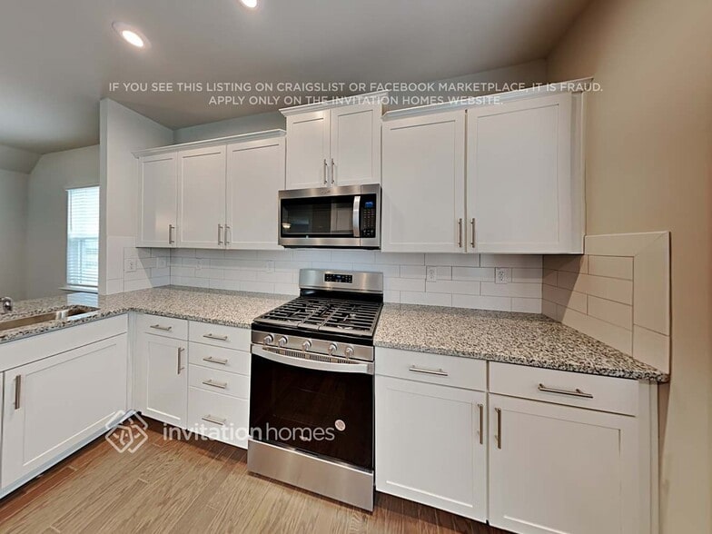 Building Photo - 336 Paulownia Cir