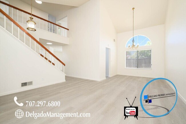 Building Photo - Gorgeous renovated East Vallejo 4 bedroom home