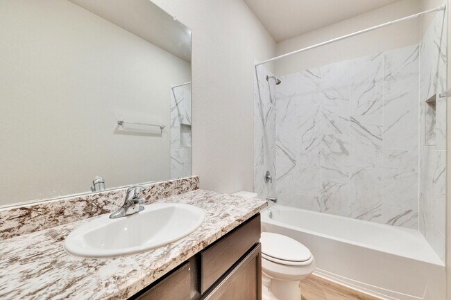 Building Photo - 213 Mount Vernon Way