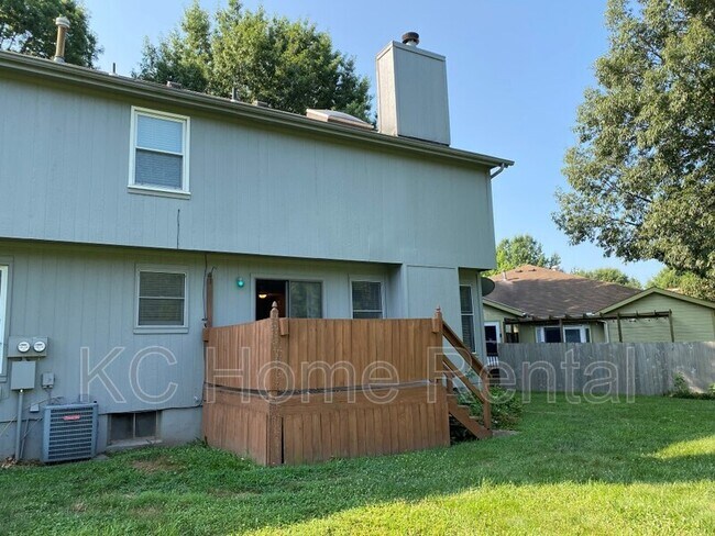 Building Photo - 1384 N Ridge Pkwy
