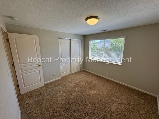 Building Photo - 532 Rawe Peak Dr