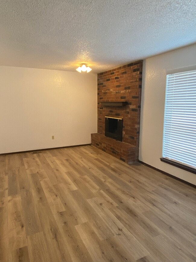 Building Photo - 6716 Elk Canyon Rd