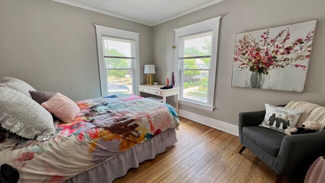 Building Photo - 531 Glenwood SE