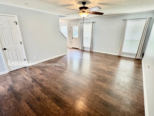 Building Photo - 1604 S Kalanchoe Ave W