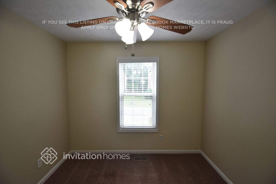 Building Photo - 4949 Lighthouse Pointe