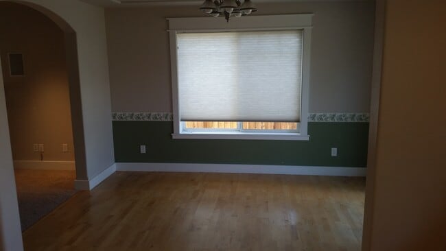 Building Photo - 3BD/2.5BA Harvest Creek Single Family Home