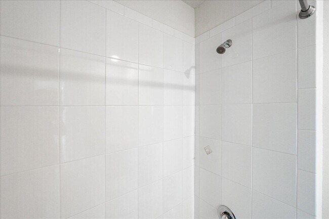 Building Photo - 10493 SW Toren Wy