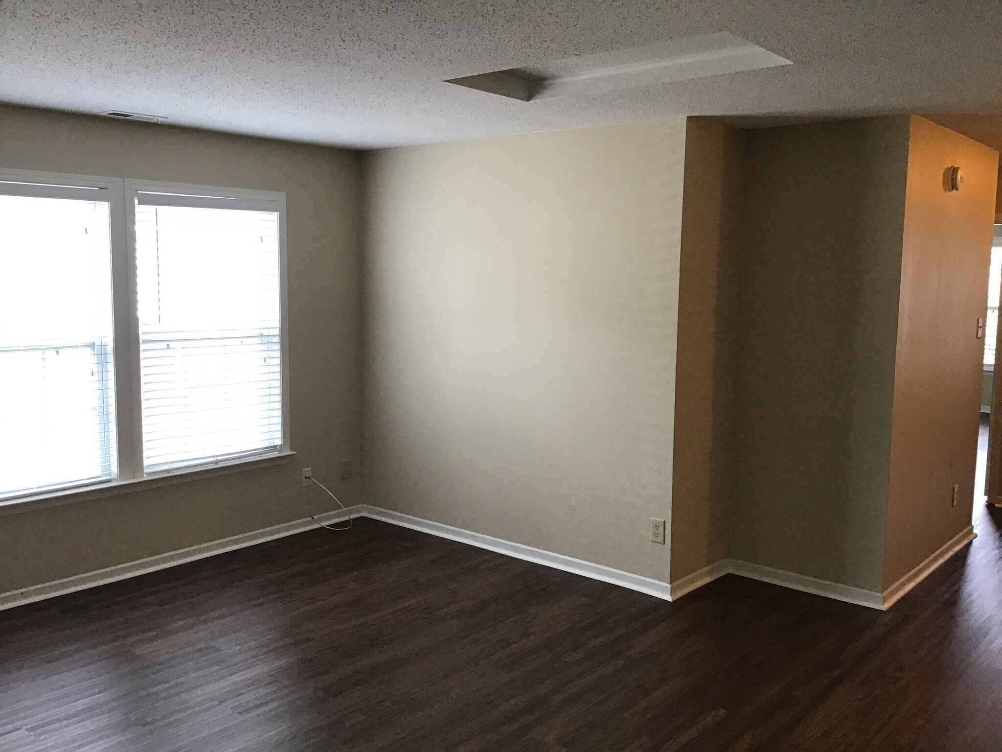 Building Photo - 12645 Republic Dr