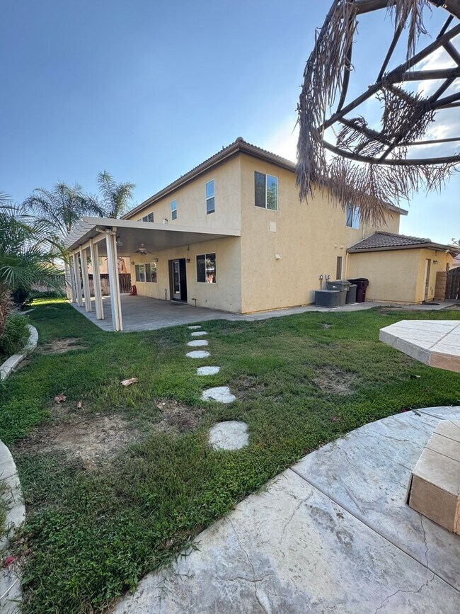 Building Photo - MOVE-IN SPECIAL!! Welcome to Your New Home...