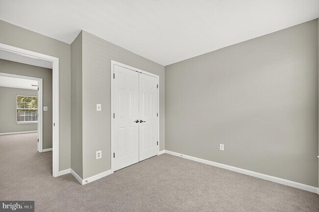Building Photo - 8381 Millwood Dr