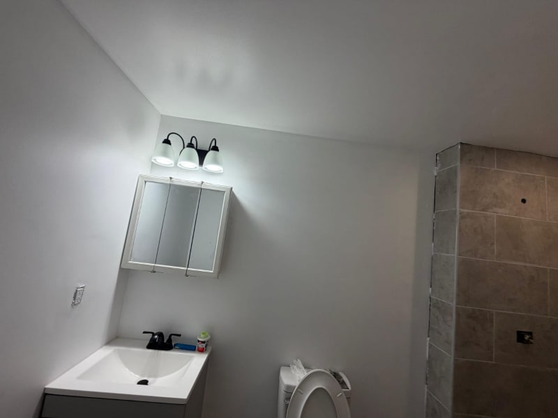 Building Photo - 500 Marwood Ave