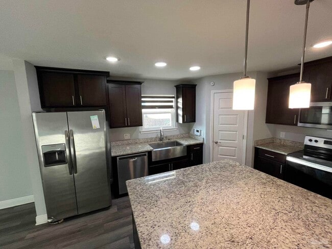 Building Photo - 5370 Harmony Ln