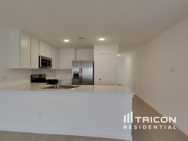 Building Photo - 3009 fantasy Terrace Dr