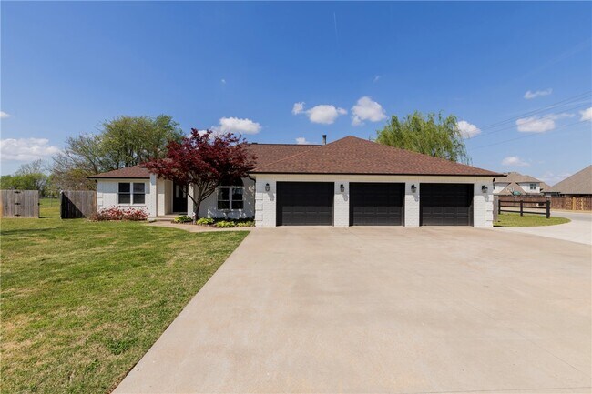 Building Photo - 1261 Mount Hebron Rd