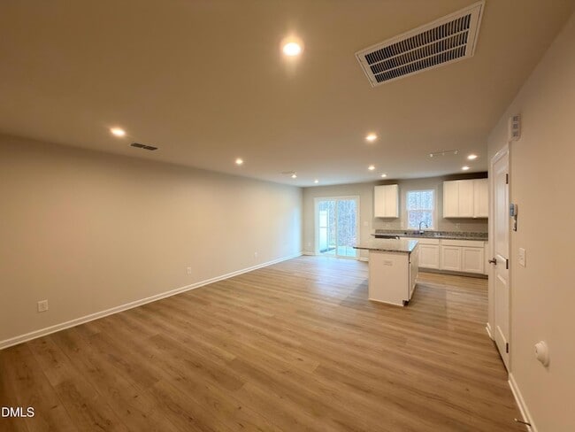 Building Photo - 6618 Gibraltar Rock Dr