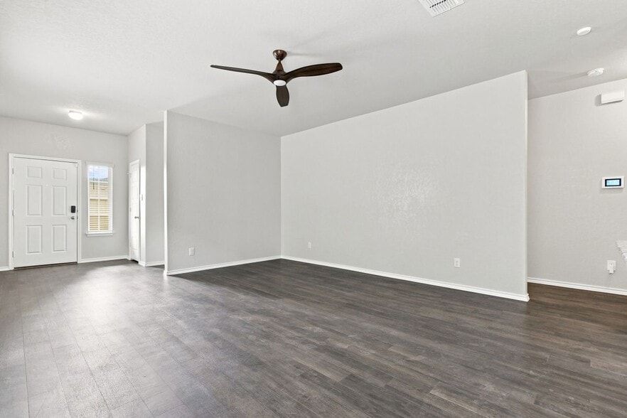 Building Photo - 7222 Boxing Grove